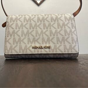 Michael Kors Wallet Crossbody
